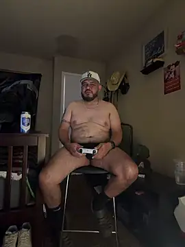 Snapshot of tangaman2280 chatting on 05-17-26, 02:33 tangaman2280 online show from 05-17-26, 02:33