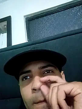 johan77esteban online show from 03-18-26, 03:46