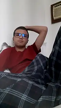 Snapshot of BBoyLatino0 chatting on 06-19-26, 01:44 BBoyLatino0 online show from 06-19-26, 01:44