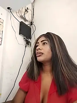 PerlaZultana online show from 04-15-26, 03:27