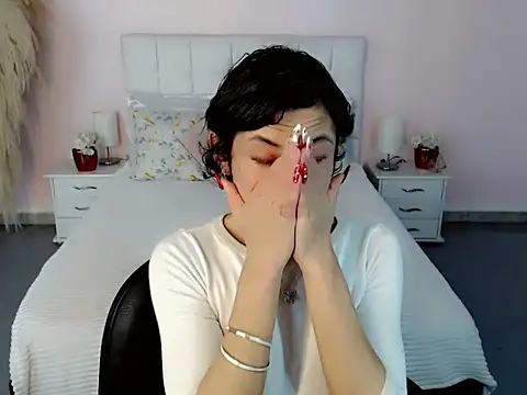 nathalialoes1 online show from 10-25-25, 07:25