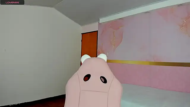 milk candy18 online show from 09-30-25, 12:44