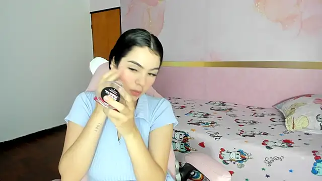 milk candy18 online show from 10-22-25, 10:47