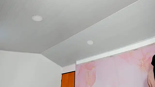 milk candy18 online show from 10-03-25, 12:17