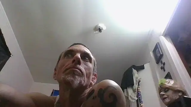 jarjar83 online show from 11-20-25, 09:54