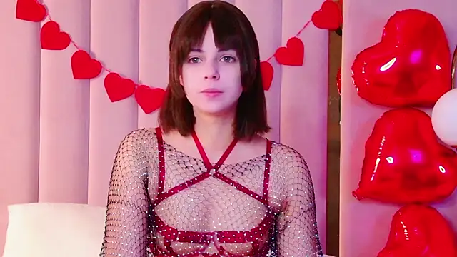 Snapshot of Miranda_Kerry chatting on 02-14-26, 06:13 Miranda Kerry online show from 02-14-26, 06:13