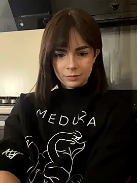 Miranda Kerry online show from 09-29-25, 06:20