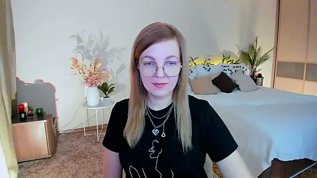 YourUniverser online show from 11-15-25, 09:57