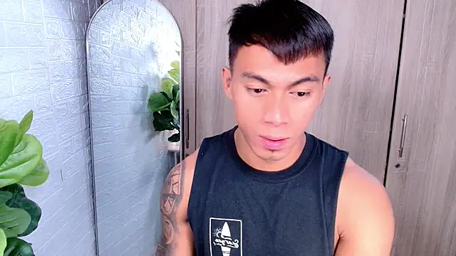 PinooyMilker online show from 11-13-25, 04:38