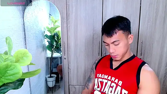 PinooyMilker online show from 02-10-26, 01:37