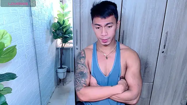 PinooyMilker online show from 12-21-25, 05:31