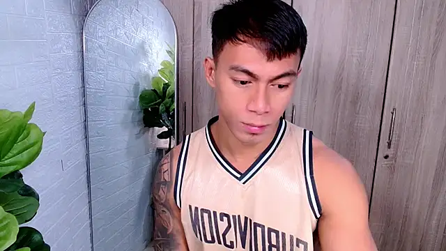 PinooyMilker online show from 11-16-25, 03:44