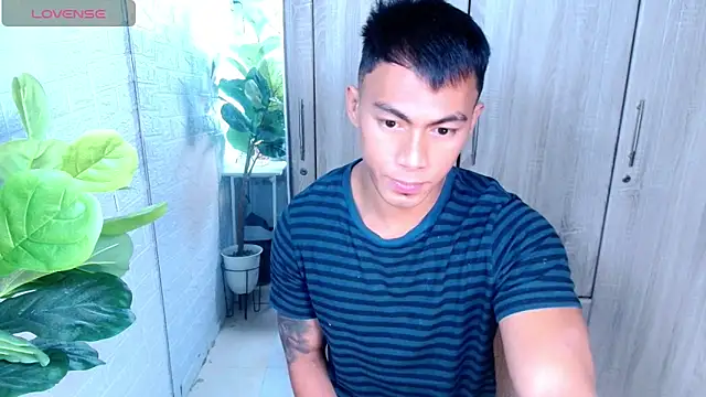 PinooyMilker online show from 03-12-26, 02:10