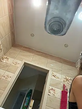 EvvaMur online show from 02-17-26, 01:58