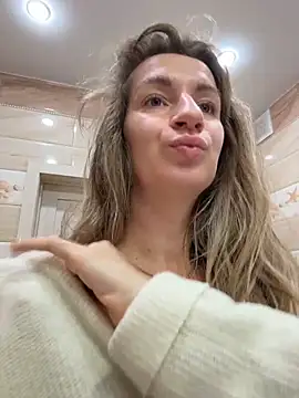 EvvaMur online show from 03-17-26, 02:03