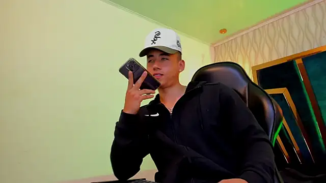 Draven Marceaux online show from 09-14-25, 01:22