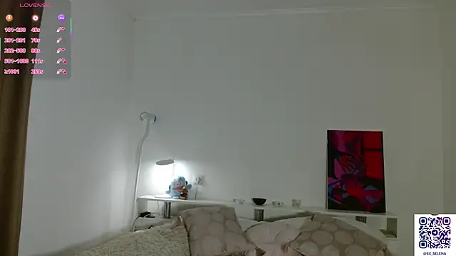 Snapshot of Ice_Strawberry chatting on 02-10-26, 03:05 Ice Strawberry online show from 02-10-26, 03:05