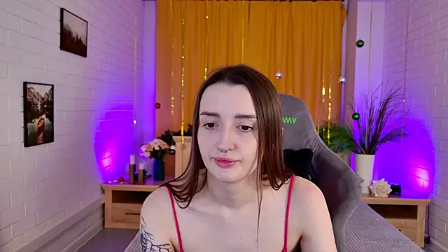 AliceLids online show from 12-14-25, 01:28