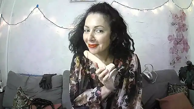 Snapshot of ValleriWind chatting on 05-01-26, 10:37 ValleriWind online show from 05-01-26, 10:37