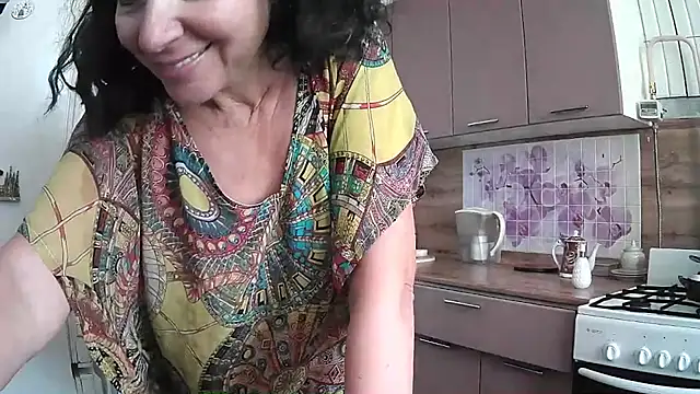 Snapshot of ValleriWind chatting on 07-19-26, 10:56 ValleriWind online show from 07-19-26, 10:56