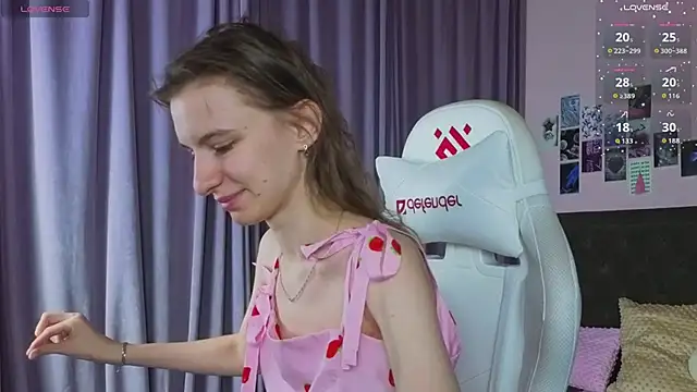 kaleriyaa  online show from 04-12-26, 01:31