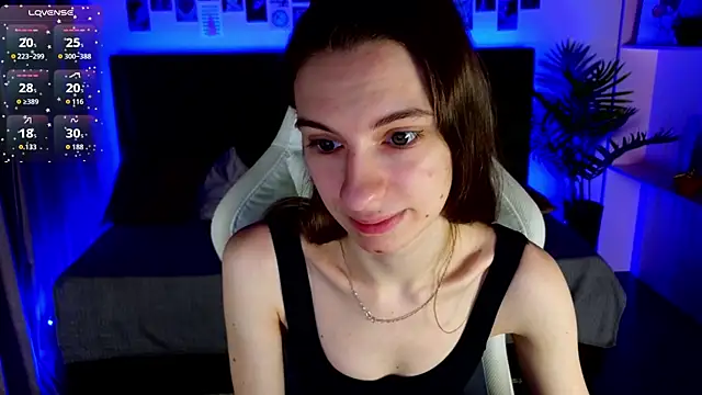 kaleriyaa  online show from 11-16-25, 01:32