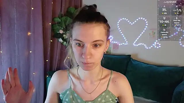 kaleriyaa  online show from 02-27-26, 01:28