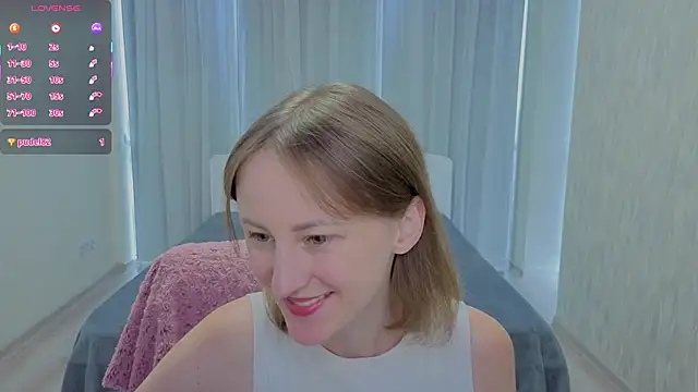 LuluChiiii online show from 09-10-25, 10:25