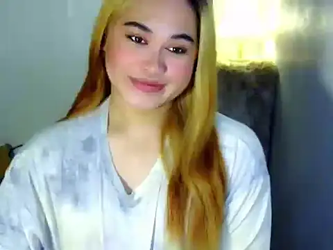 Snapshot of Annierose_ts chatting on 04-04-26, 01:23 Annierose ts online show from 04-04-26, 01:23