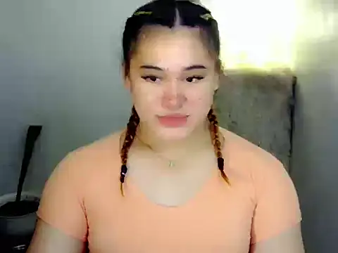 Snapshot of Annierose_ts chatting on 03-20-26, 05:47 Annierose ts online show from 03-20-26, 05:47