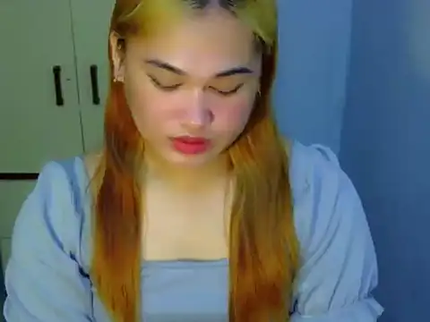 Snapshot of Annierose_ts chatting on 02-05-26, 12:50 Annierose ts online show from 02-05-26, 12:50