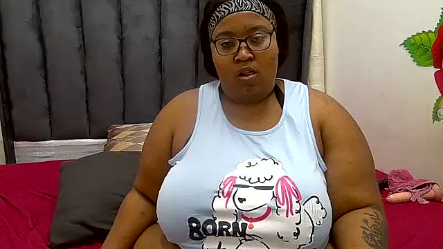 CocoFlames23 online show from 09-30-25, 04:02