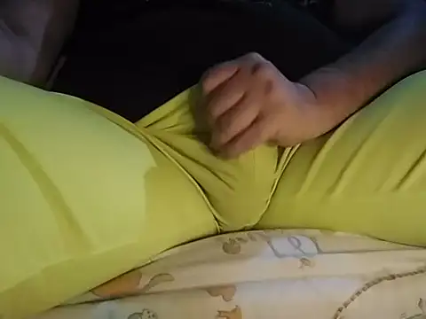 BabyBearMilk online show from 09-28-25, 11:12