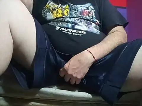 BabyBearMilk online show from 11-18-25, 06:50