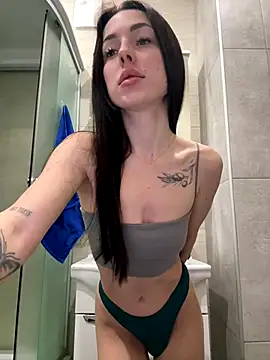 SakuraSara online show from 11-28-25, 04:45