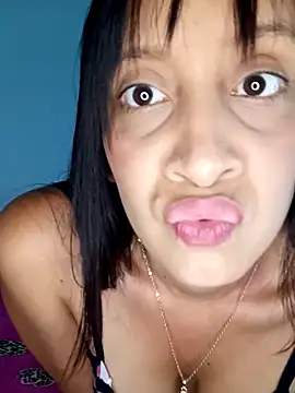 Snapshot of Thaamara_09 chatting on 09-23-25, 03:13 Thaamara 09 online show from 09-23-25, 03:13