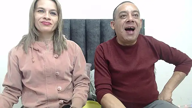 Snapshot of GabrielandAbigail chatting on 12-20-25, 12:41 GabrielandAbigail online show from 12-20-25, 12:41