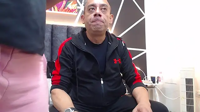 Snapshot of GabrielandAbigail chatting on 02-07-26, 03:31 GabrielandAbigail online show from 02-07-26, 03:31