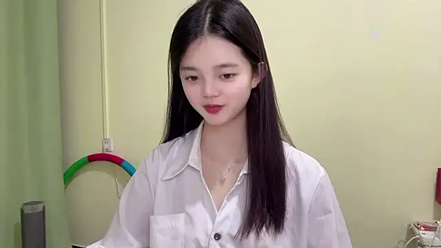 Nicole-13 online show from 12-20-25, 11:57