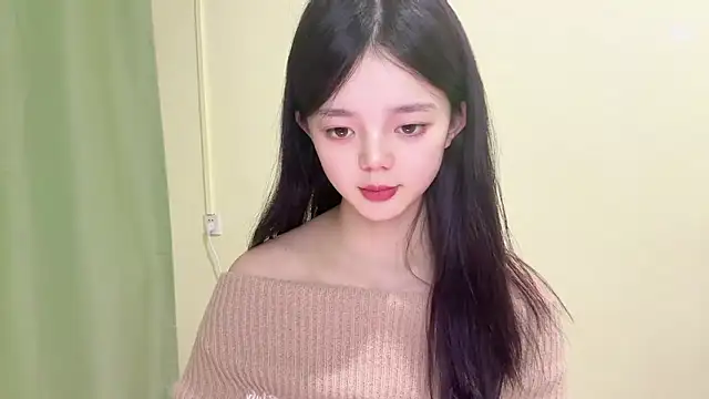 Nicole-13 online show from 11-15-25, 06:39