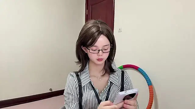 Nicole-13 online show from 04-14-26, 02:33