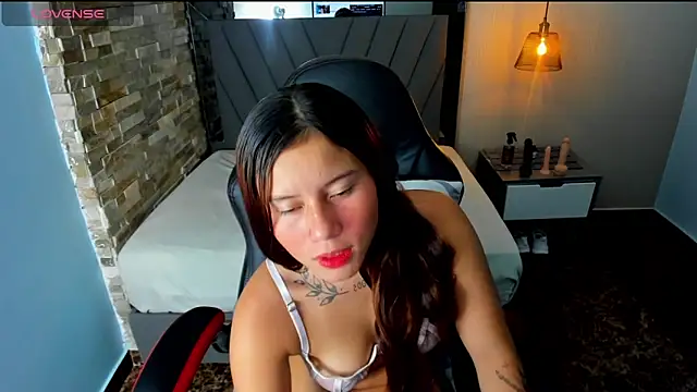 MARINETOMMY online show from 09-18-25, 02:36