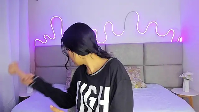 Abrill 2 online show from 02-10-26, 10:53