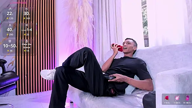 JulienSaint online show from 10-07-25, 12:06