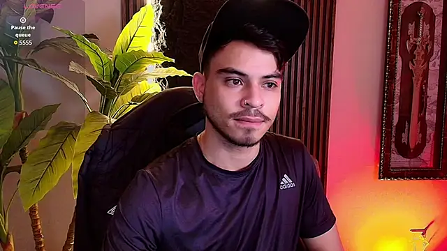 Bastian MCcormick online show from 04-01-26, 01:23