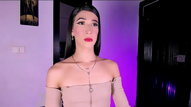 fhalon foxxxys  online show from 07-24-26, 05:03