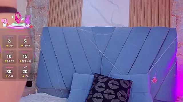 nathalia koch  online show from 10-31-25, 07:43