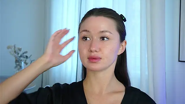 Snapshot of vvillywonka chatting on 06-02-26, 01:49 vvillywonka online show from 06-02-26, 01:49