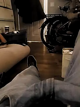 Snapshot of djcarey369159 chatting on 11-11-25, 11:20 djcarey369159 online show from 11-11-25, 11:20