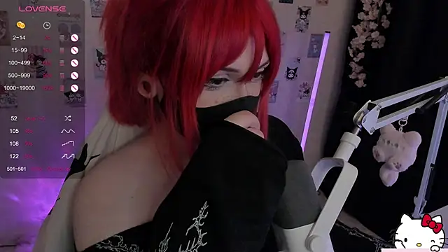 Snapshot of -Nanamin- chatting on 06-11-26, 12:32 -Nanamin- online show from 06-11-26, 12:32